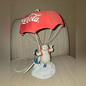COCA COLA PARACHUTE SKIING POLAR BEAR LAMP 1998 RARE COKE LIGHT WORKS